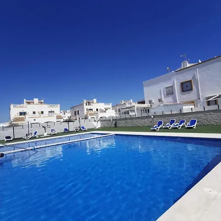 Location 6 Personnes A Σπίτι διακοπών Τορεβιέχα